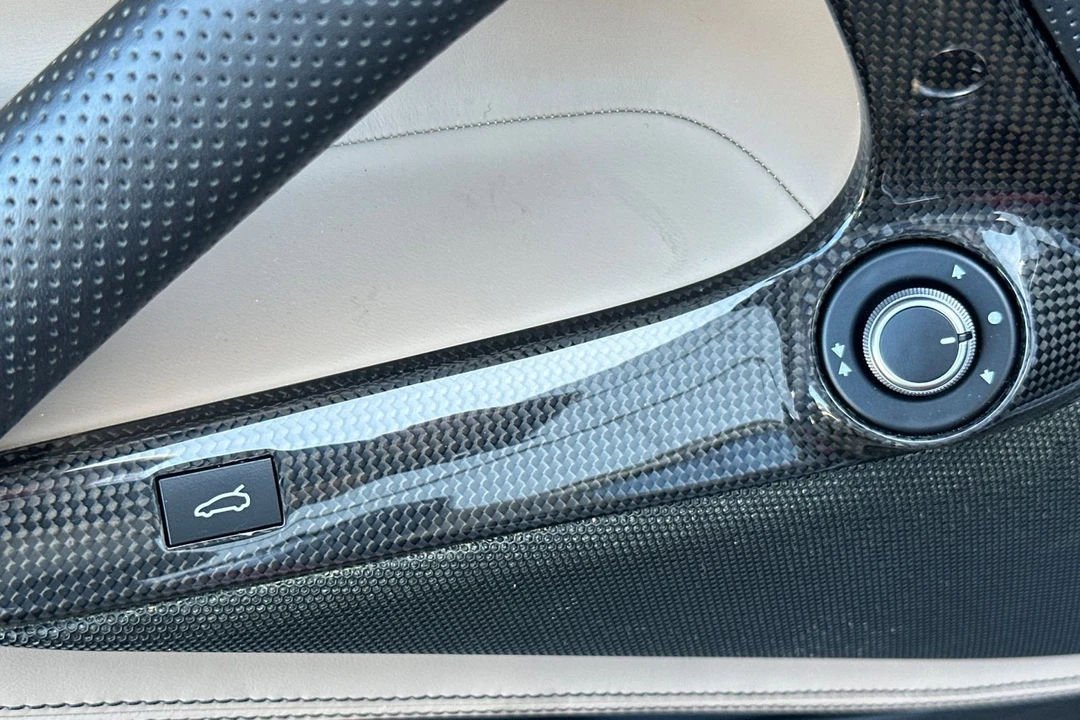 2021 Ferrari 812 GTS - Image 14 of 31