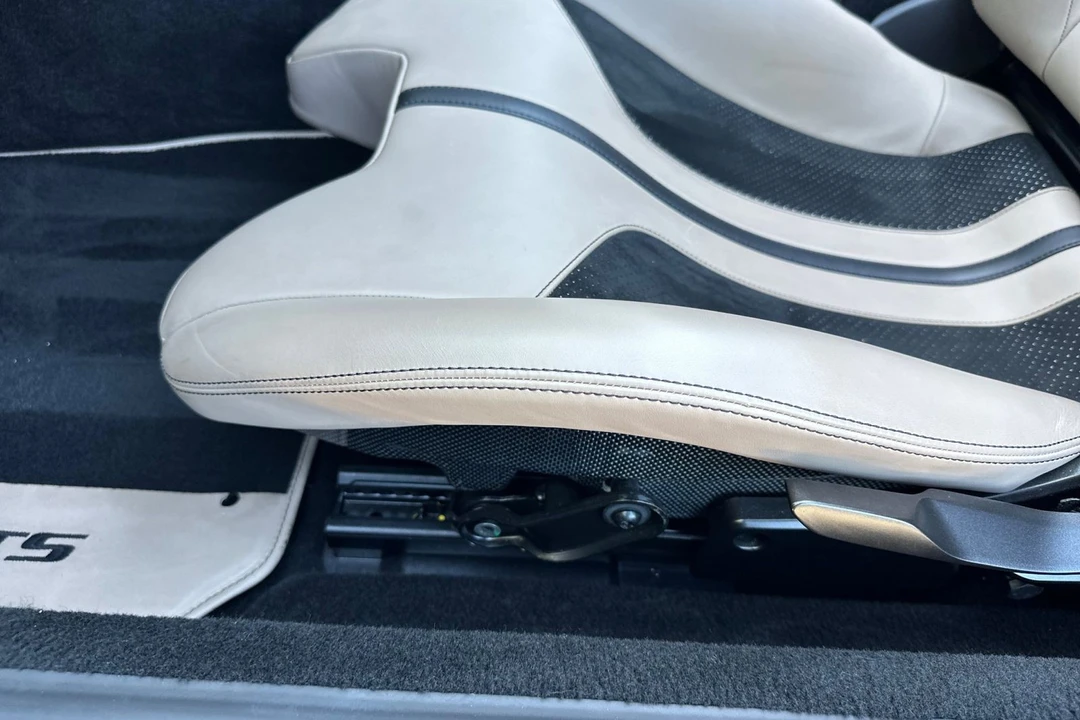 2021 Ferrari 812 GTS - Image 15 of 31