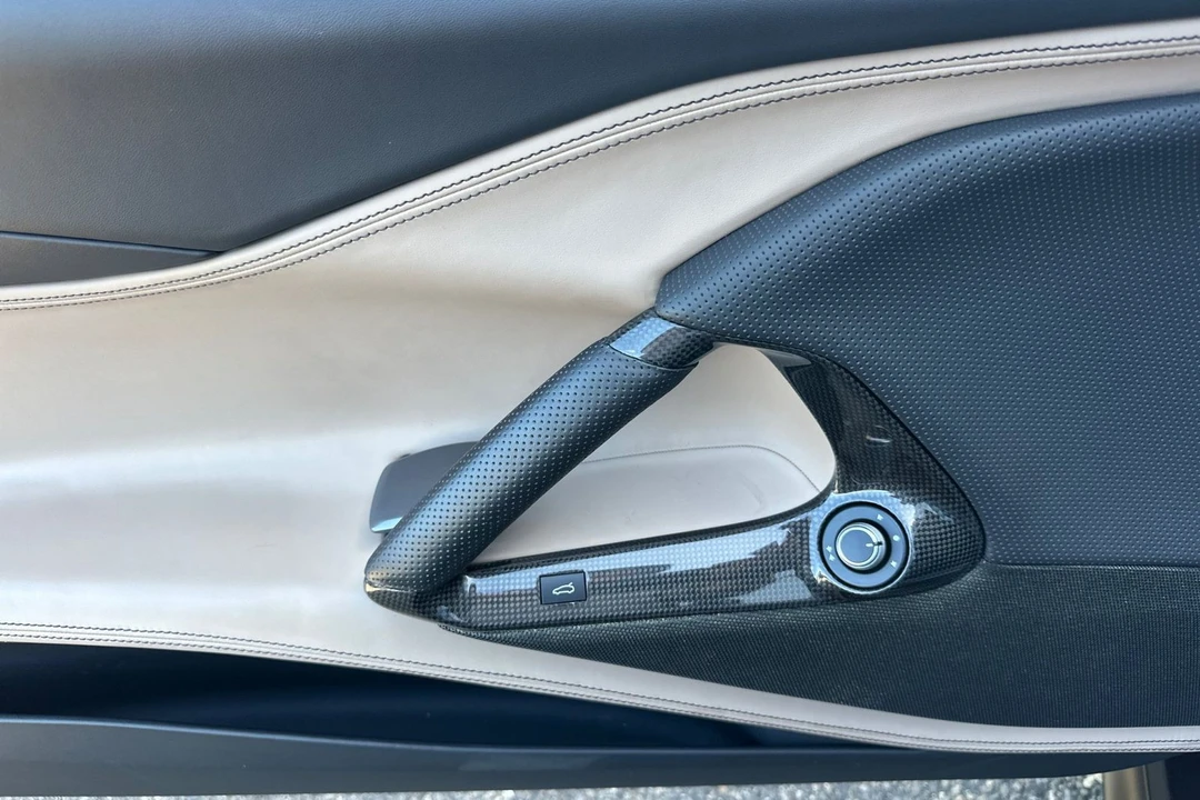 2021 Ferrari 812 GTS - Image 13 of 31