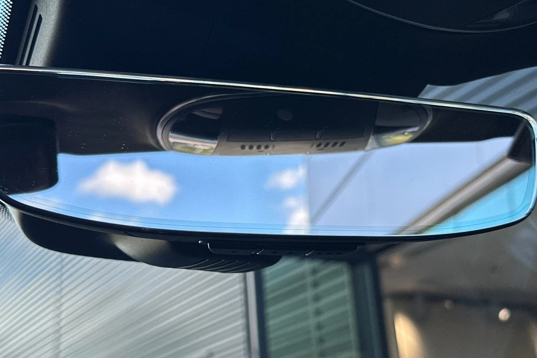 2021 Ferrari 812 GTS - Image 21 of 31