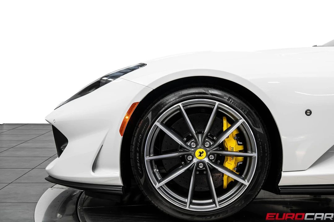 2021 Ferrari 812 GTS - Image 15 of 31