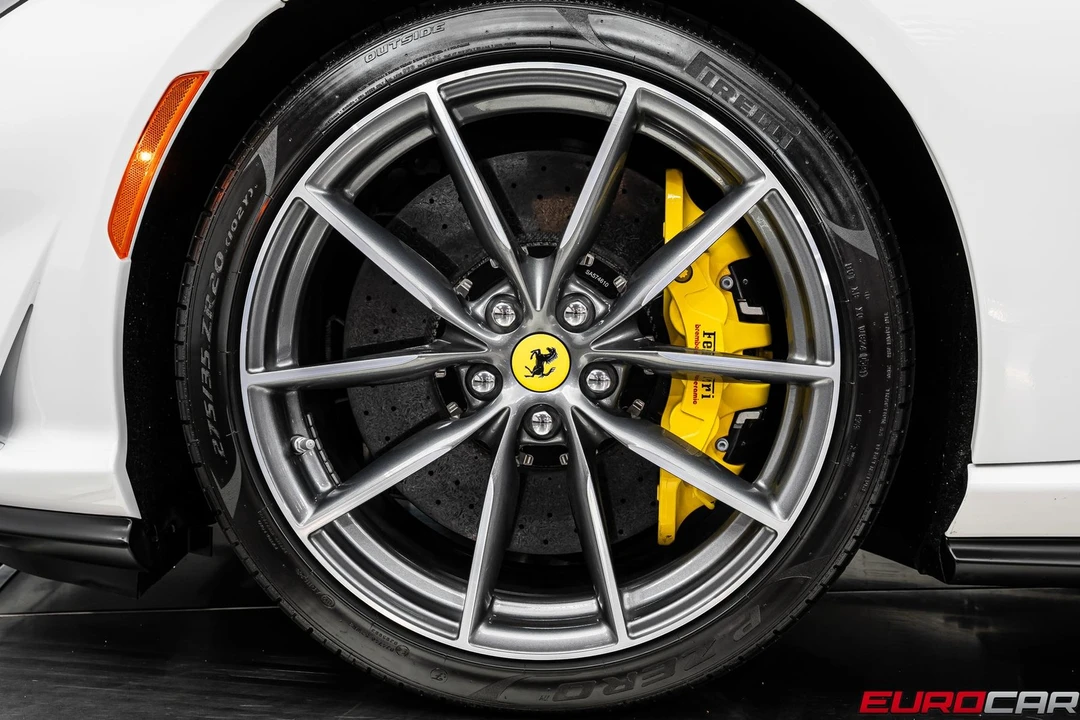2021 Ferrari 812 GTS - Image 24 of 31
