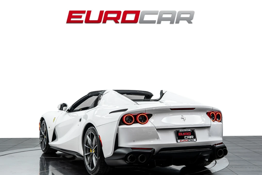 2021 Ferrari 812 GTS - Image 4 of 31