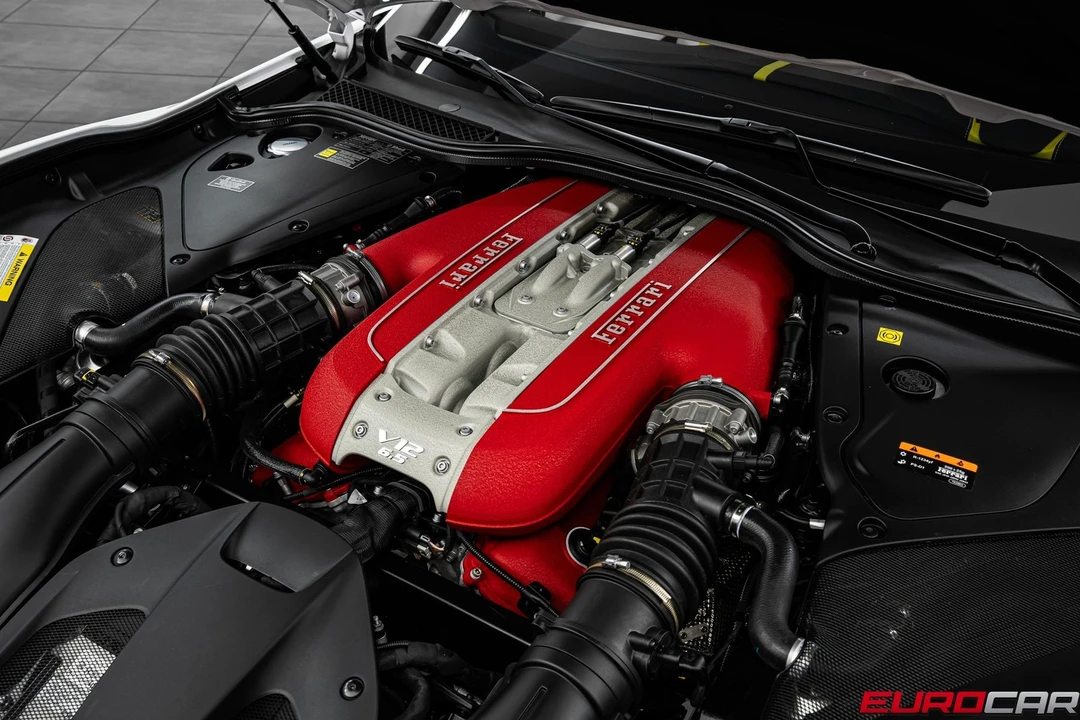 2021 Ferrari 812 GTS - Image 11 of 31