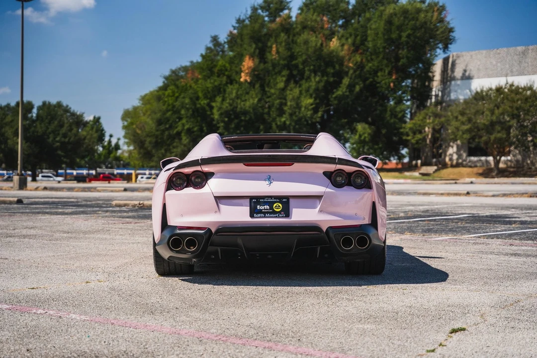 2021 Ferrari 812 GTS - Image 13 of 31