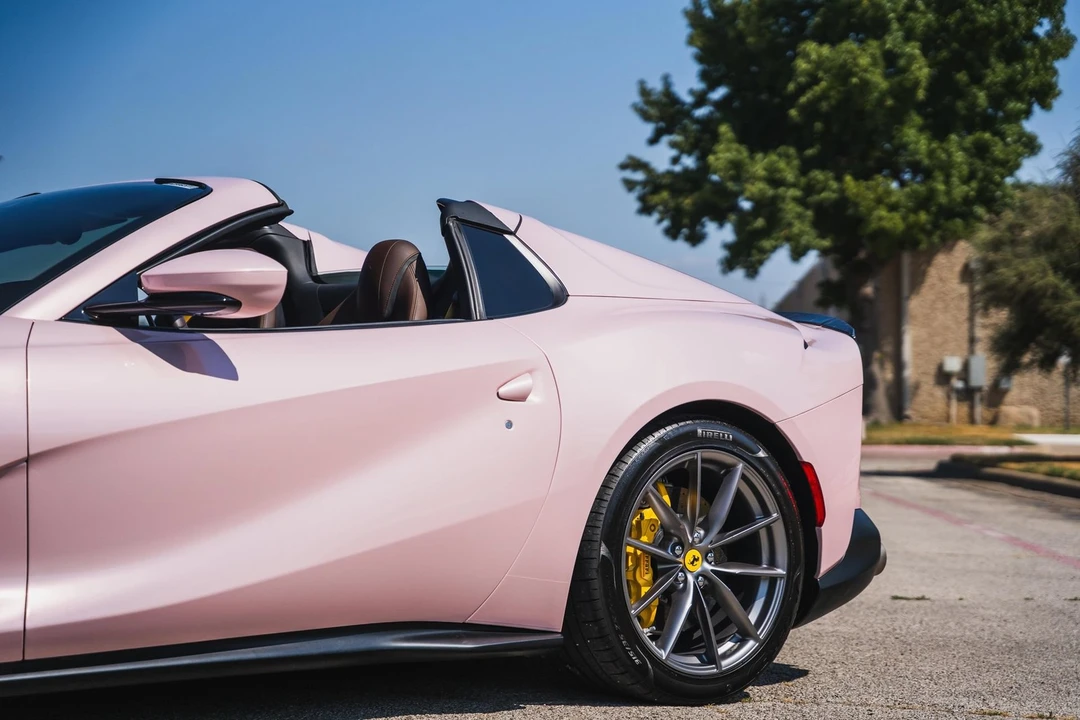 2021 Ferrari 812 GTS - Image 8 of 31