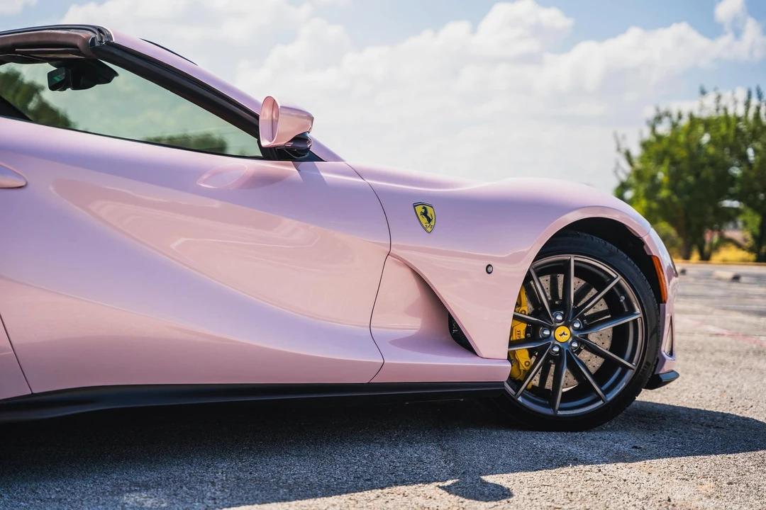 2021 Ferrari 812 GTS - Image 18 of 31