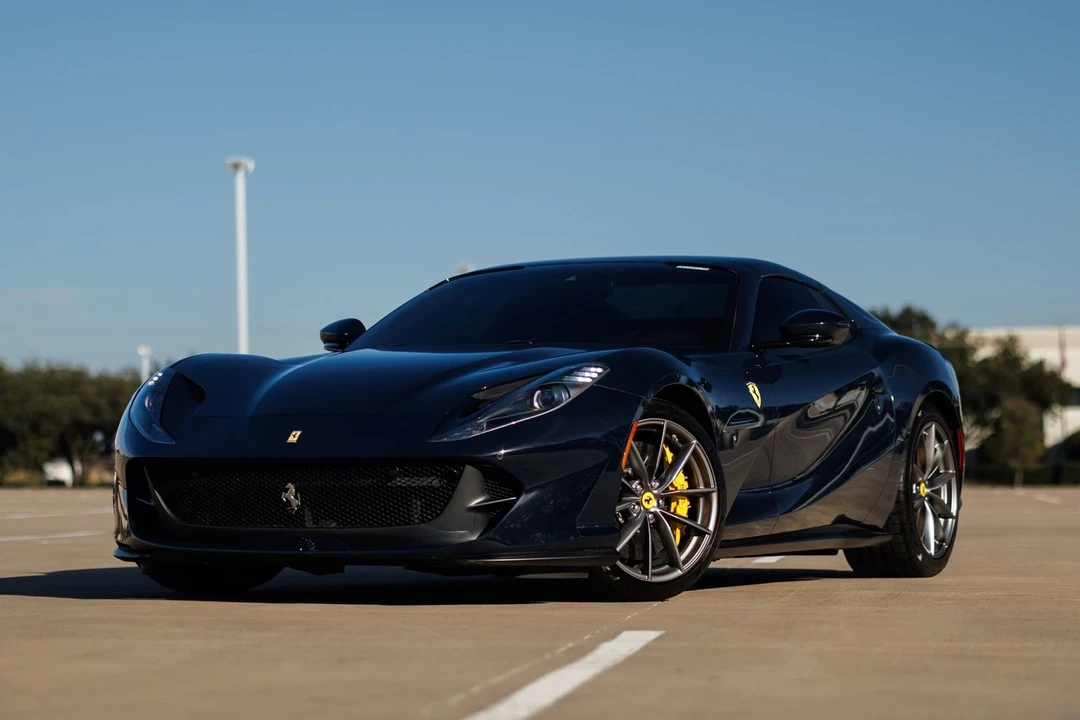 2021 Ferrari 812 GTS - Image 5 of 12