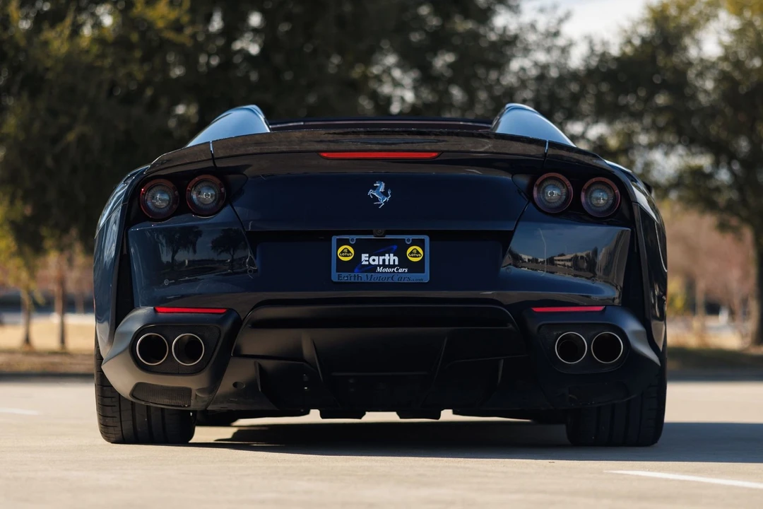 2021 Ferrari 812 GTS - Image 15 of 21