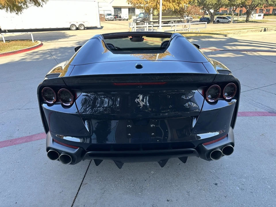 2021 Ferrari 812 GTS - Image 5 of 6
