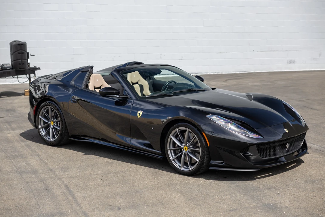 2021 Ferrari 812 GTS - Image 2 of 31