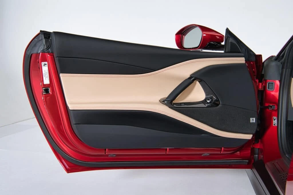 2021 Ferrari 812 GTS - Image 16 of 31