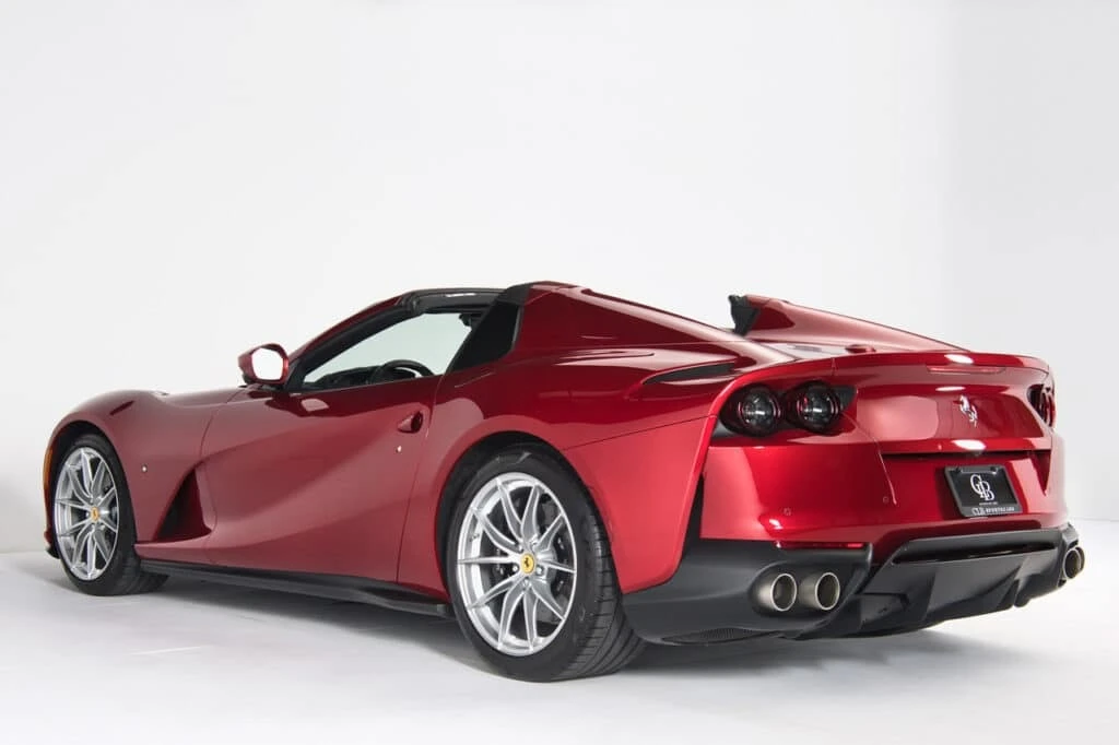 2021 Ferrari 812 GTS - Image 7 of 31