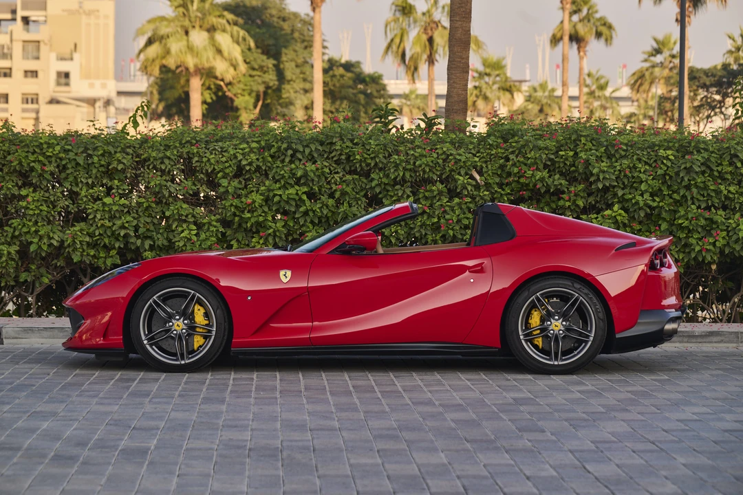 2021 Ferrari 812 GTS - Image 4 of 31