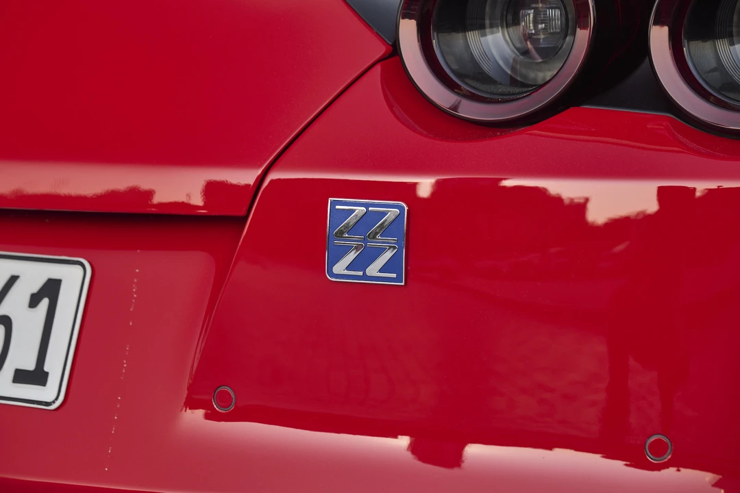 2021 Ferrari 812 GTS - Image 18 of 31