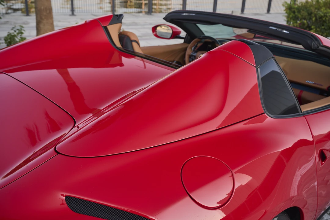2021 Ferrari 812 GTS - Image 28 of 31