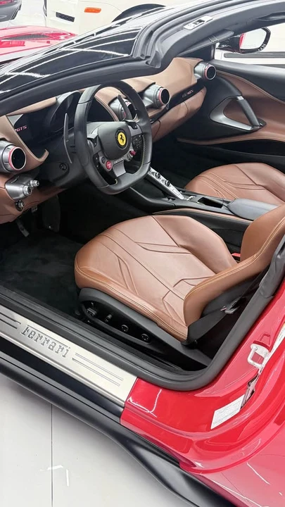 2021 Ferrari 812 GTS - Image 15 of 18