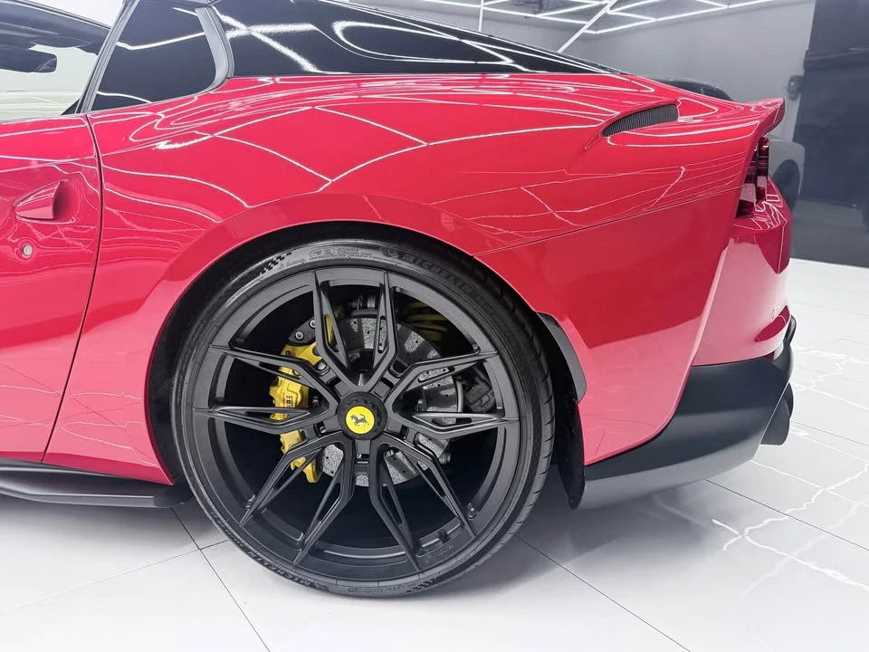 2021 Ferrari 812 GTS - Image 14 of 18