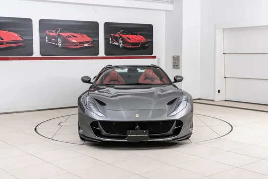 2021 Ferrari 812 GTS