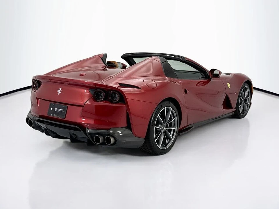 2021 Ferrari 812 GTS - Image 5 of 31