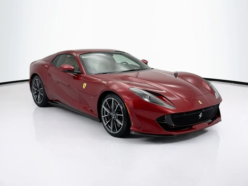 2021 Ferrari 812 GTS - Image 11 of 31