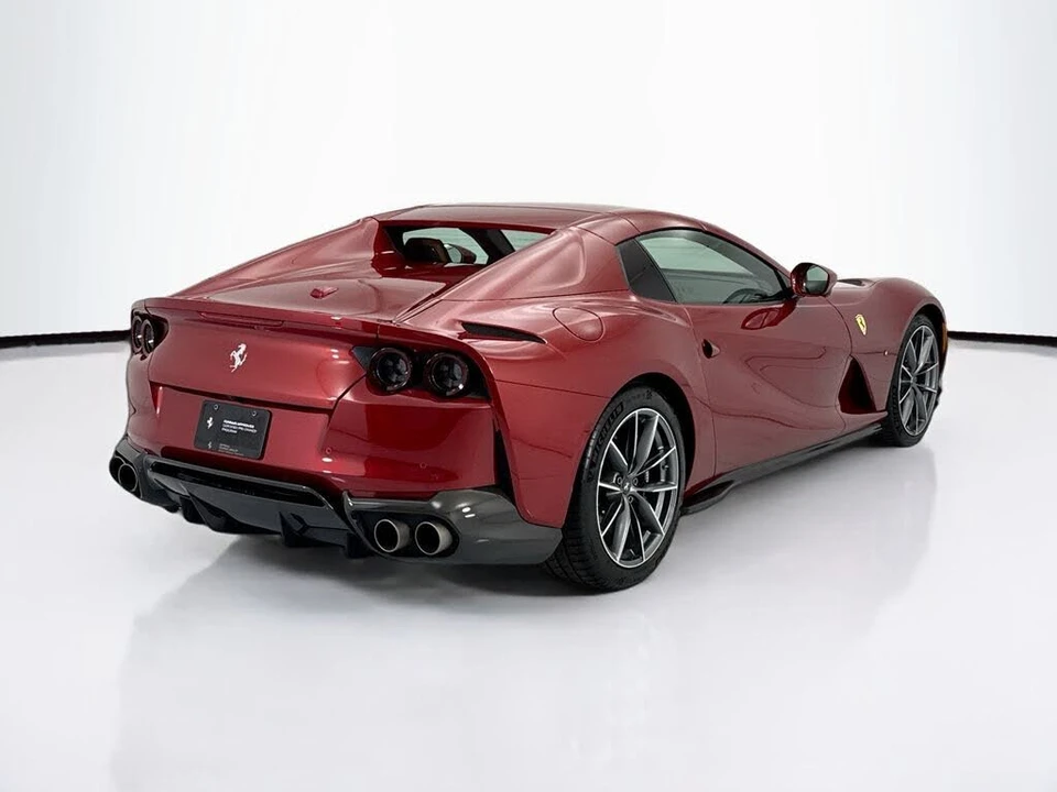 2021 Ferrari 812 GTS - Image 13 of 31