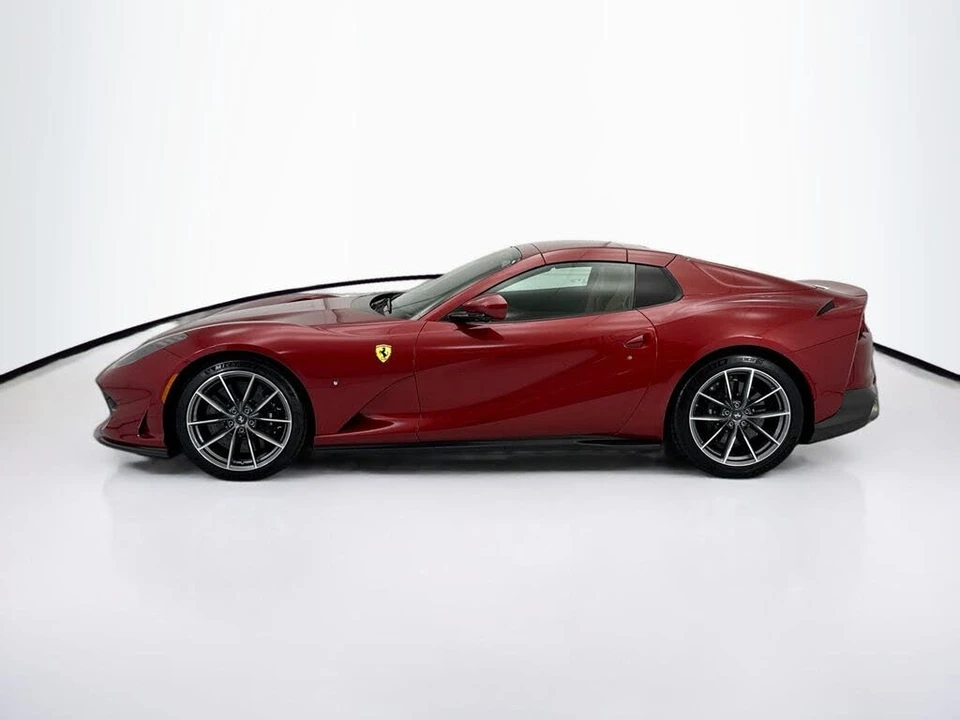2021 Ferrari 812 GTS - Image 16 of 31