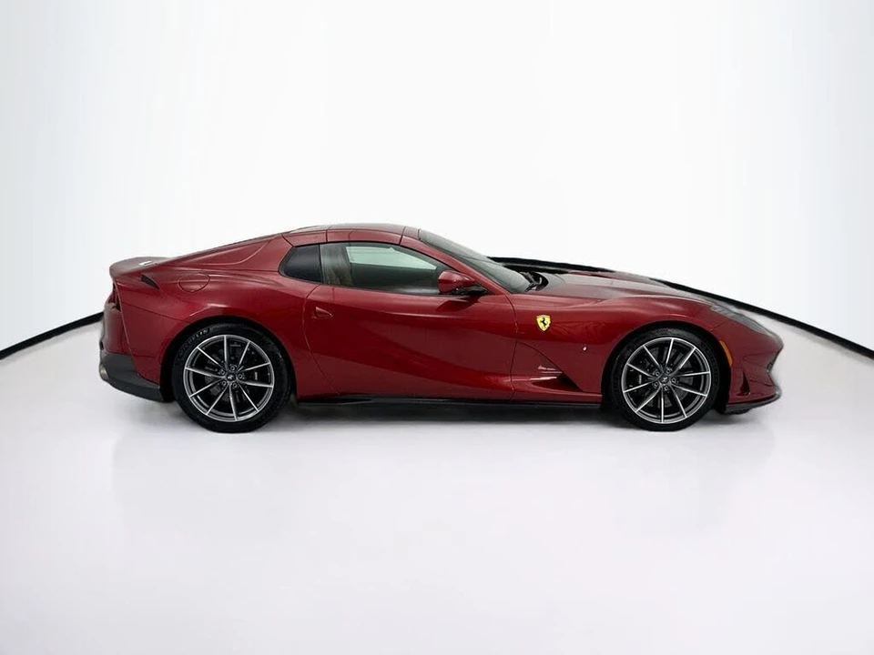 2021 Ferrari 812 GTS - Image 12 of 31