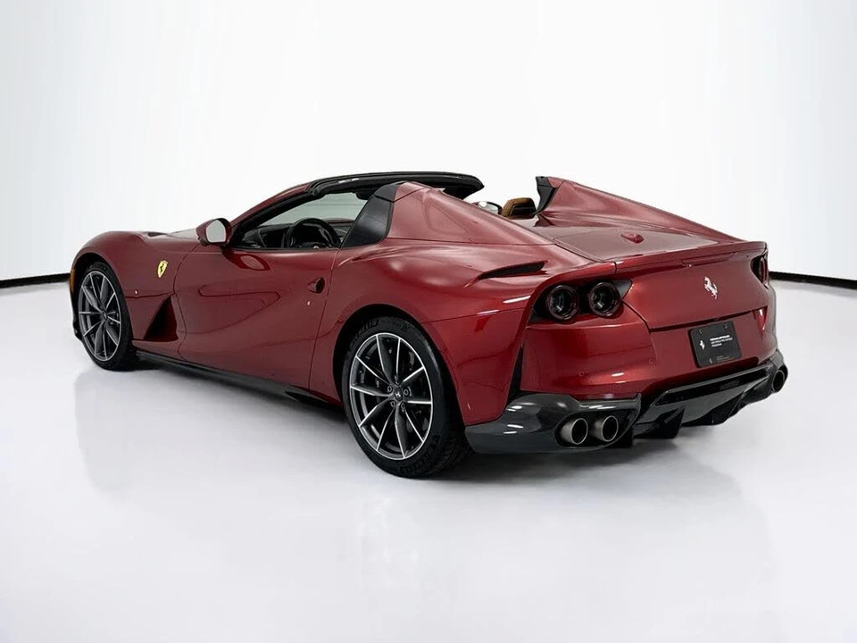 2021 Ferrari 812 GTS - Image 7 of 31