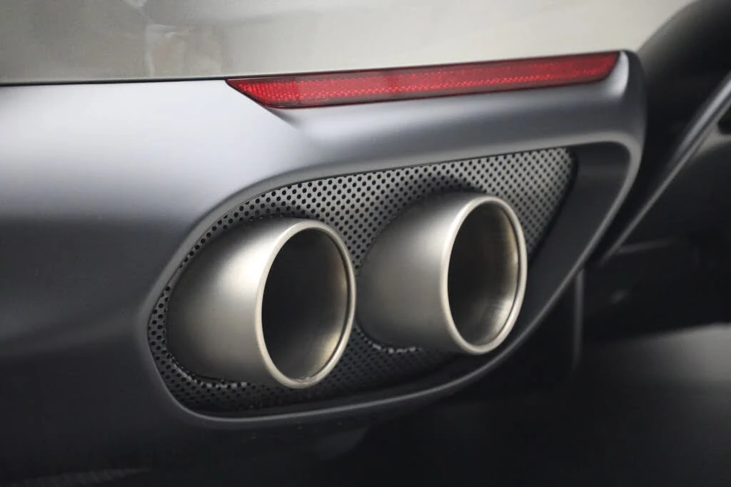 2021 Ferrari 812 GTS - Image 28 of 31