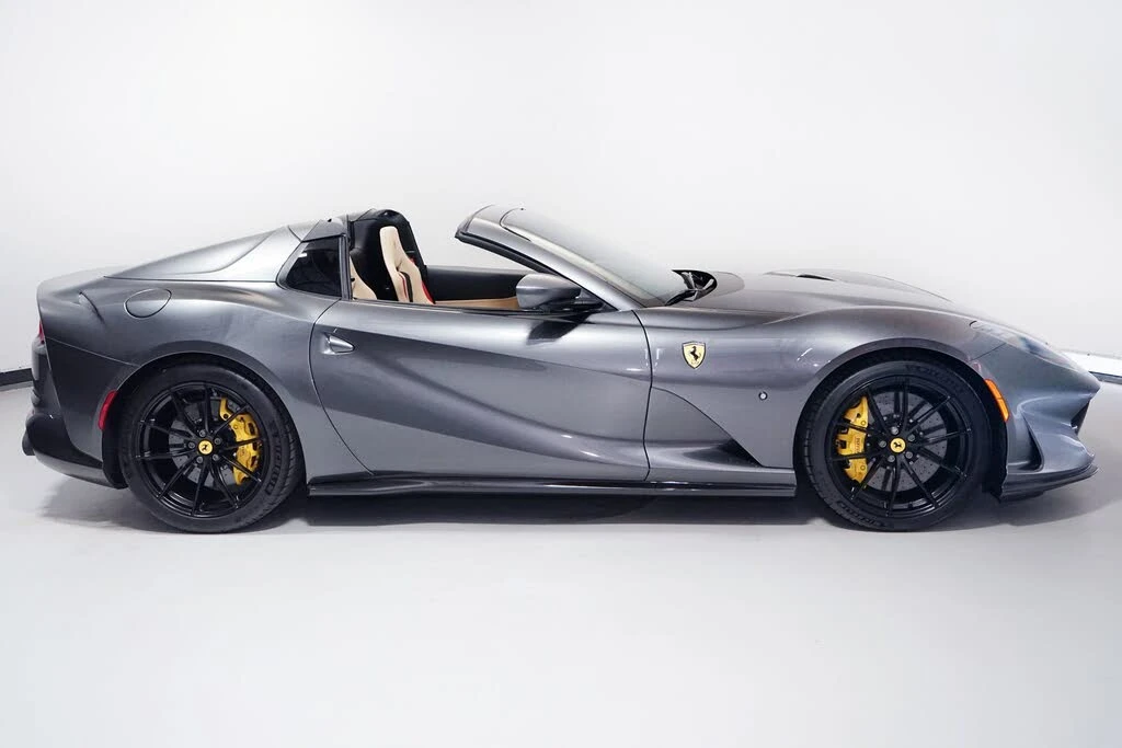 2021 Ferrari 812 GTS - Image 4 of 31