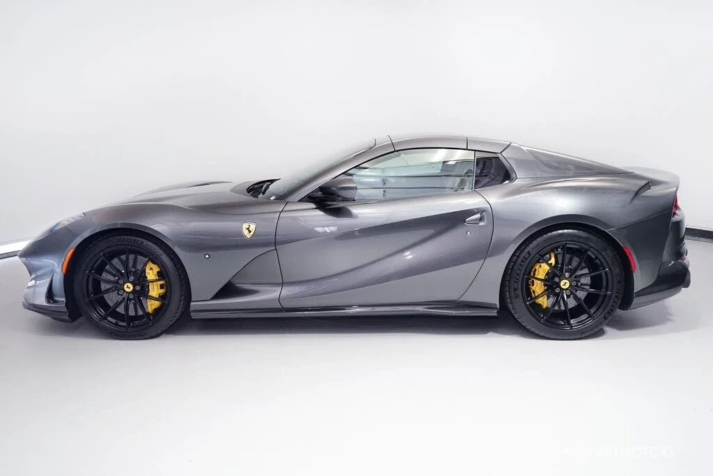 2021 Ferrari 812 GTS - Image 5 of 31