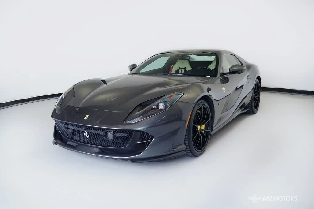 2021 Ferrari 812 GTS - Image 2 of 31