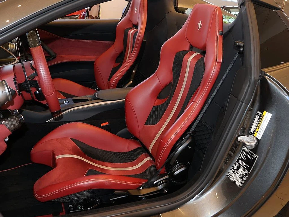 2021 Ferrari 812 GTS - Image 5 of 31