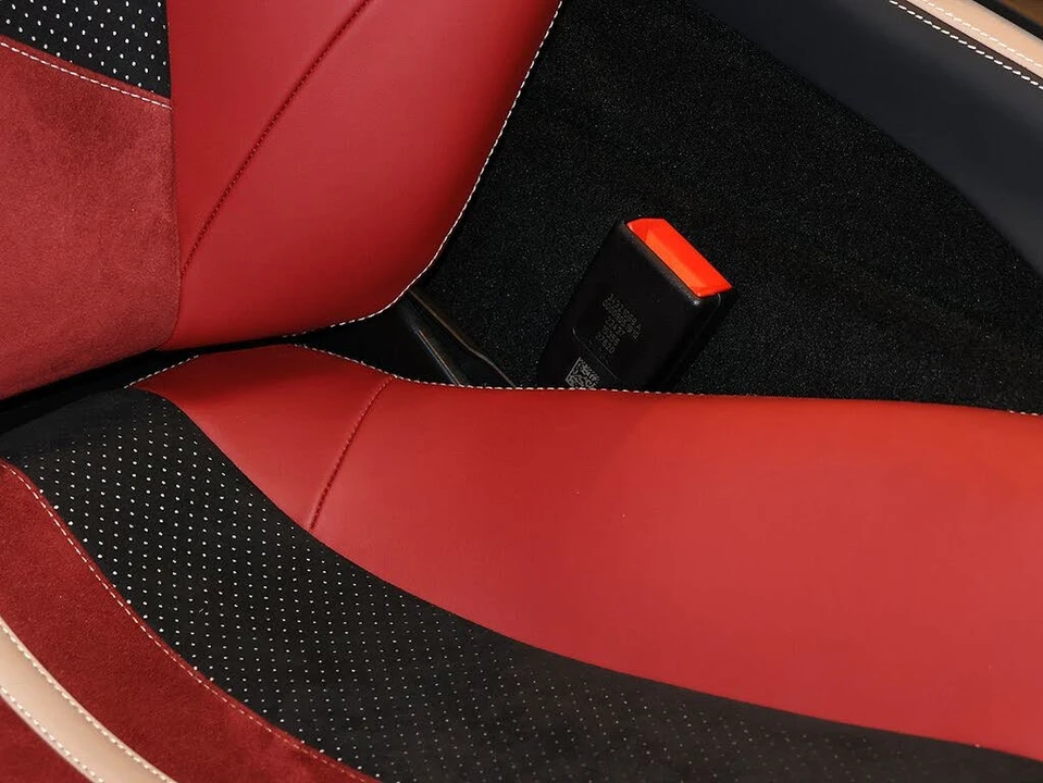 2021 Ferrari 812 GTS - Image 18 of 31