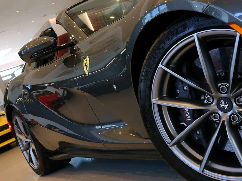 2021 Ferrari 812 GTS - Image 9 of 31
