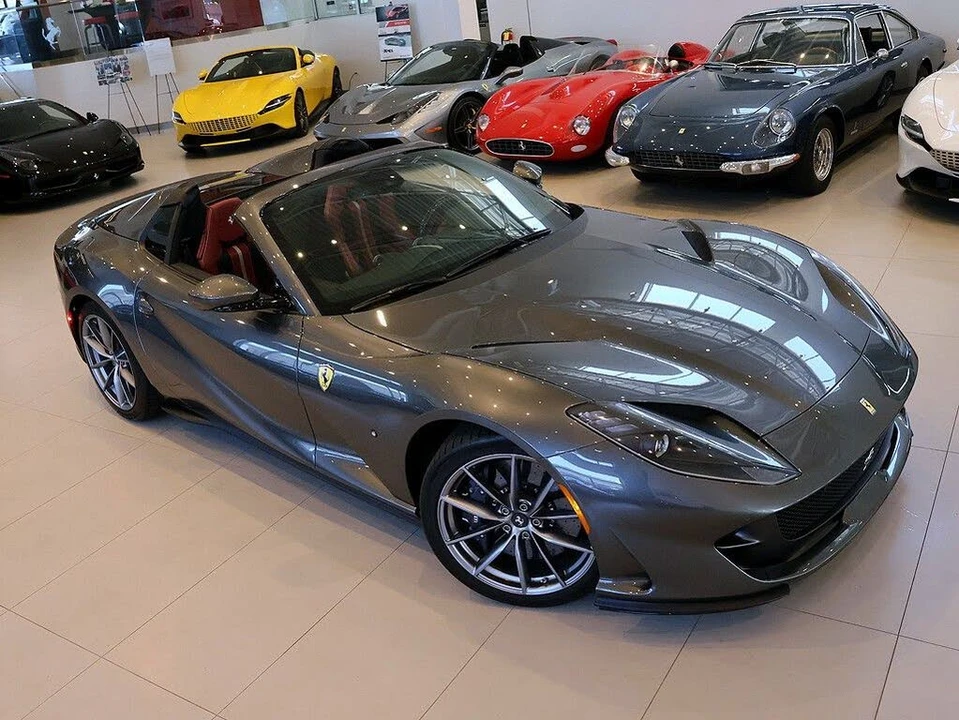 2021 Ferrari 812 GTS - Image 10 of 31