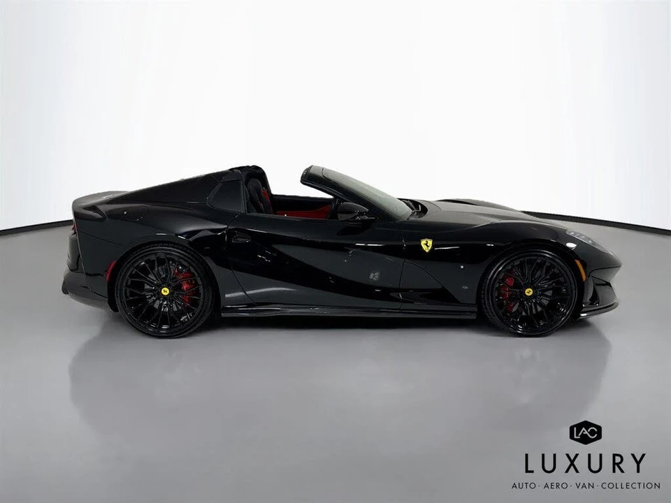 2021 Ferrari 812 GTS - Image 5 of 6