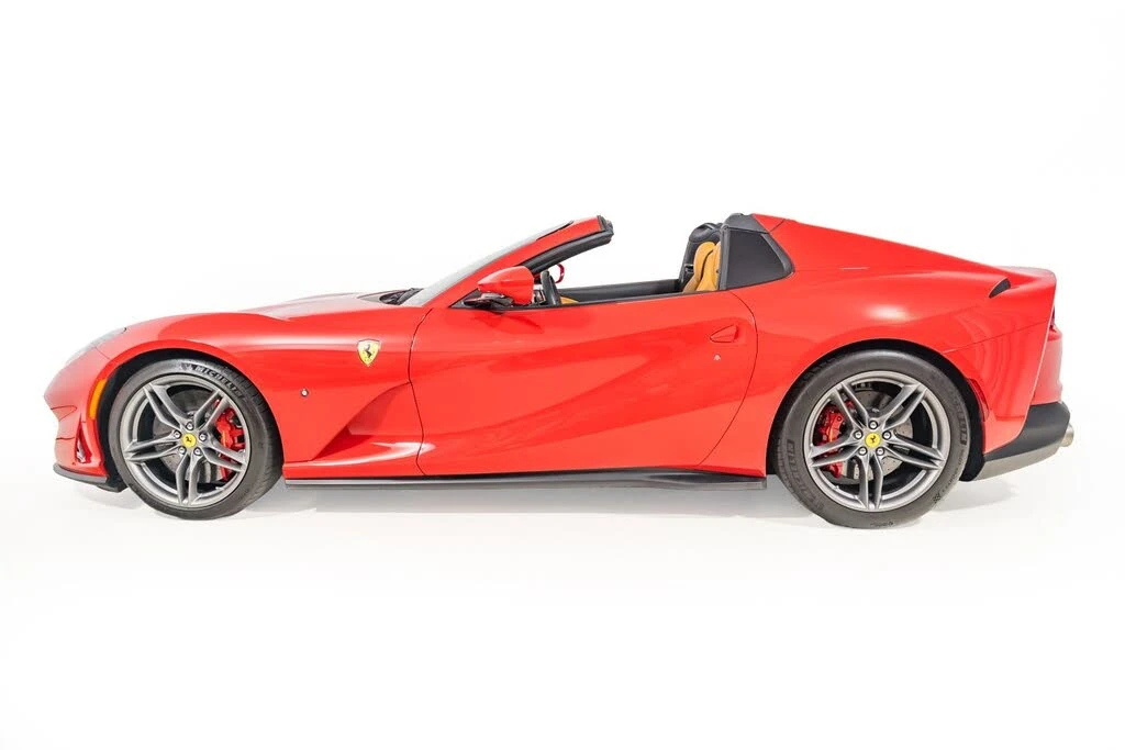 2021 Ferrari 812 GTS - Image 15 of 31