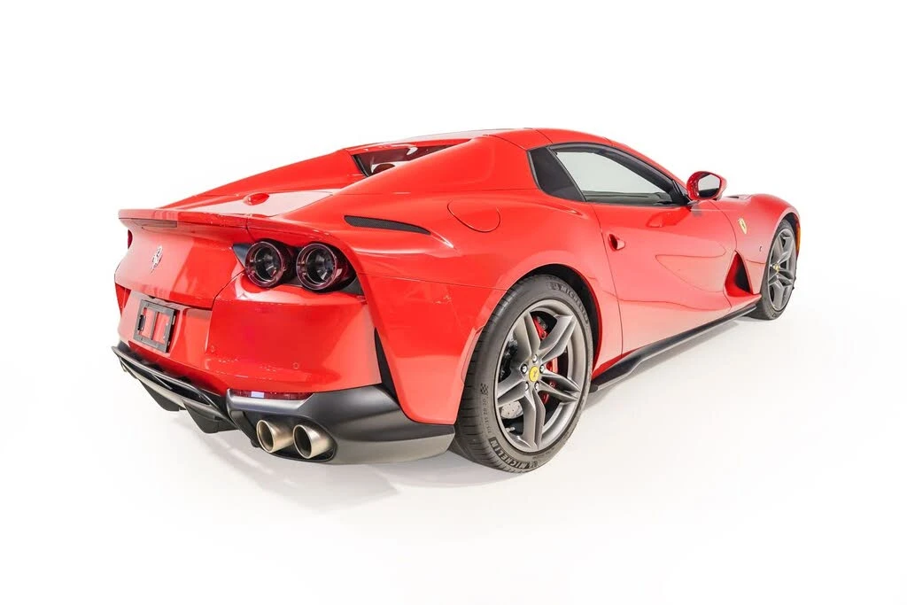 2021 Ferrari 812 GTS - Image 9 of 31