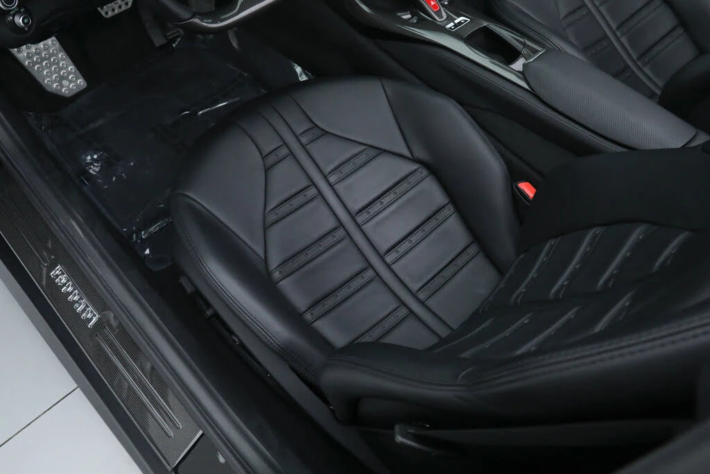 2021 Ferrari 812 GTS - Image 27 of 31