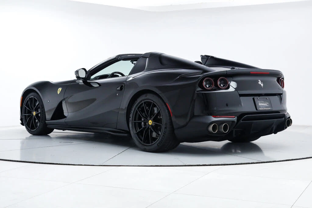 2021 Ferrari 812 GTS - Image 8 of 31