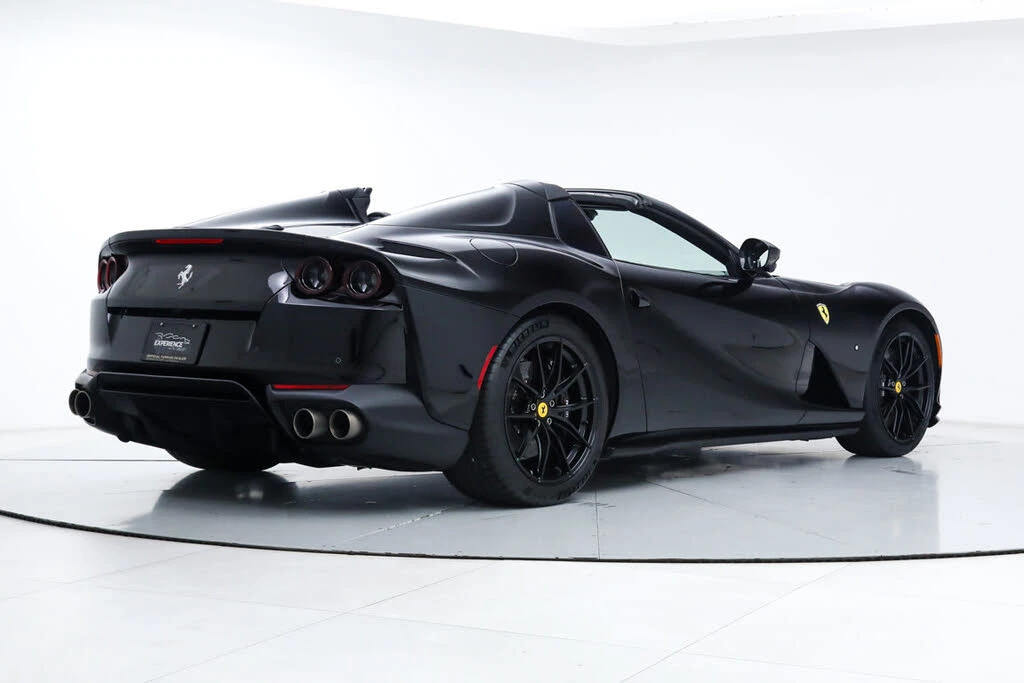 2021 Ferrari 812 GTS - Image 3 of 31