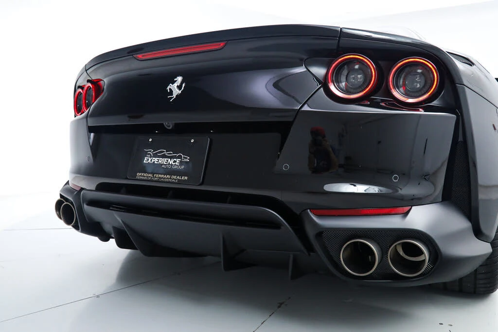 2021 Ferrari 812 GTS - Image 19 of 31