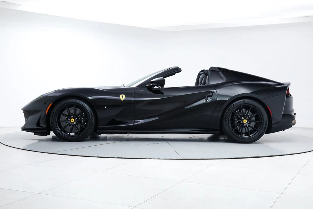 2021 Ferrari 812 GTS - Image 4 of 31
