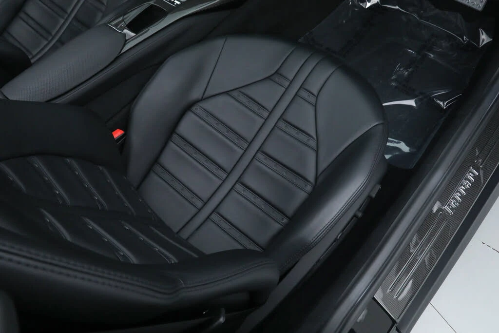 2021 Ferrari 812 GTS - Image 24 of 31