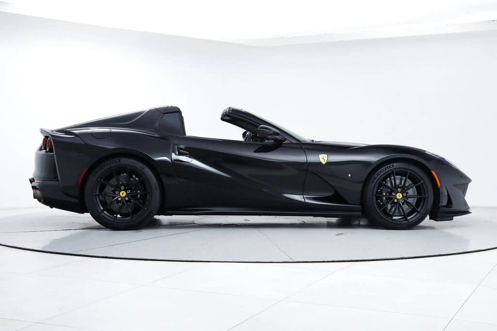 2021 Ferrari 812 GTS - Image 10 of 31