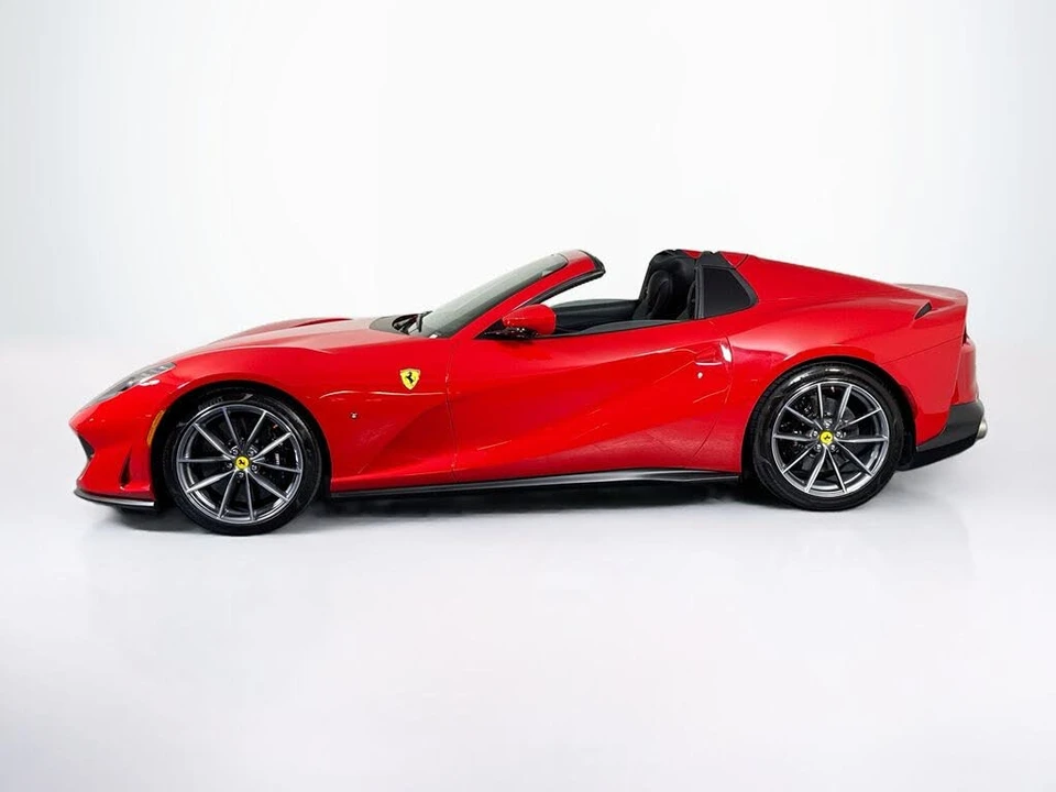 2021 Ferrari 812 GTS - Image 7 of 26