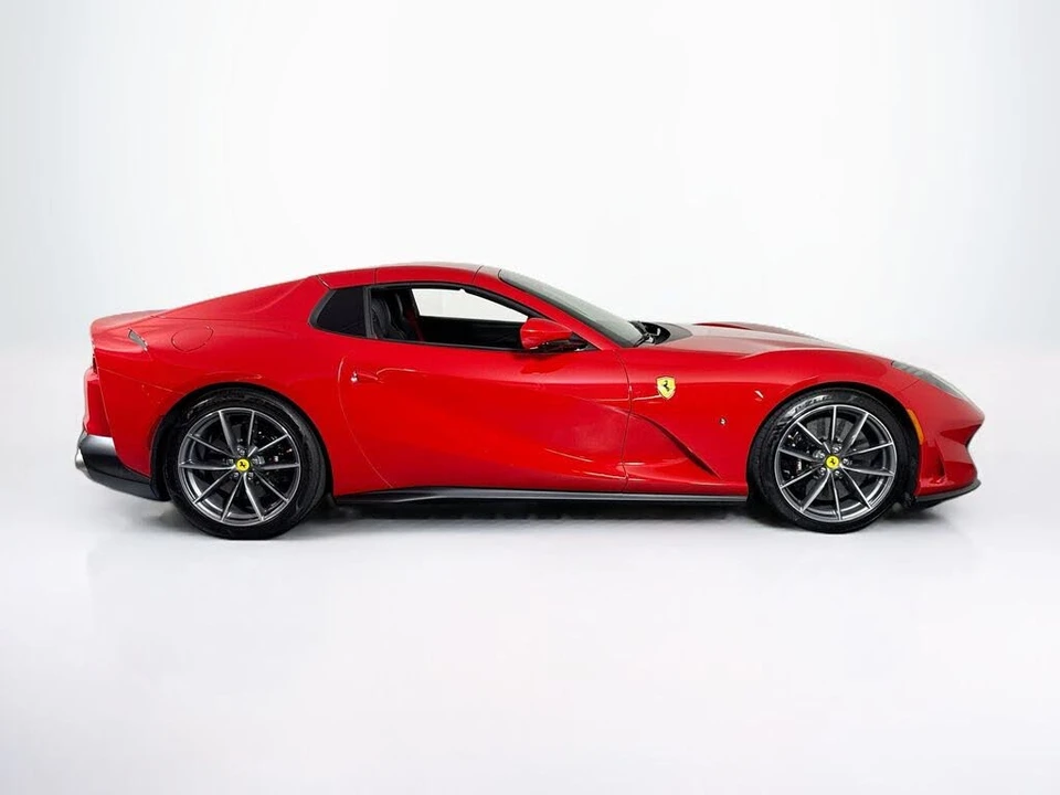 2021 Ferrari 812 GTS - Image 10 of 26