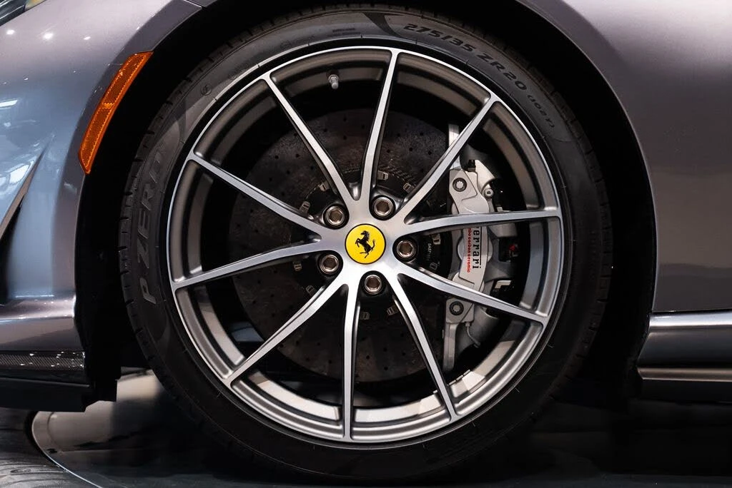 2021 Ferrari 812 GTS - Image 14 of 31